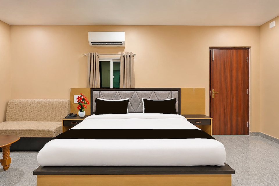 Collection O Rajgir Railway Station Formerly Hotel Swastik,  Rajgir Railway Station, Rajgir