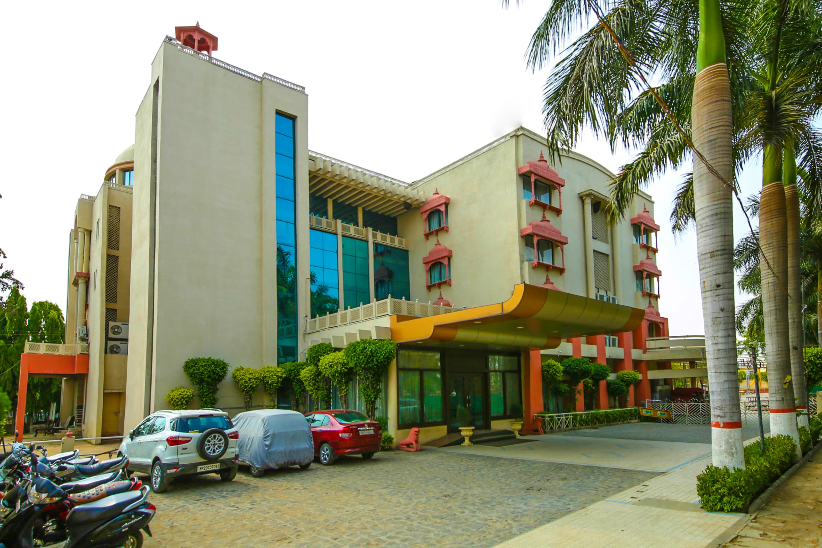 Hotels in Jabalpur Starting ₹397 Upto 72 OFF on 42 Jabalpur Hotels