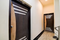 Super Collection O Kalighat Metro Station Formerly RM Guest Home