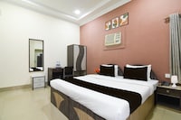 Collection O Kalighat Metro Station Formerly RM Guest Home