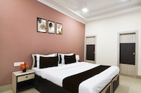 Collection O Kalighat Metro Station Formerly RM Guest Home