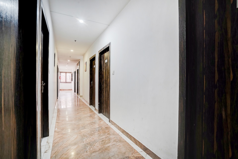 Townhouse by OYO Golden Temple Amritsar Formerly A Star, Golden Temple Road Amritsar, Amritsar