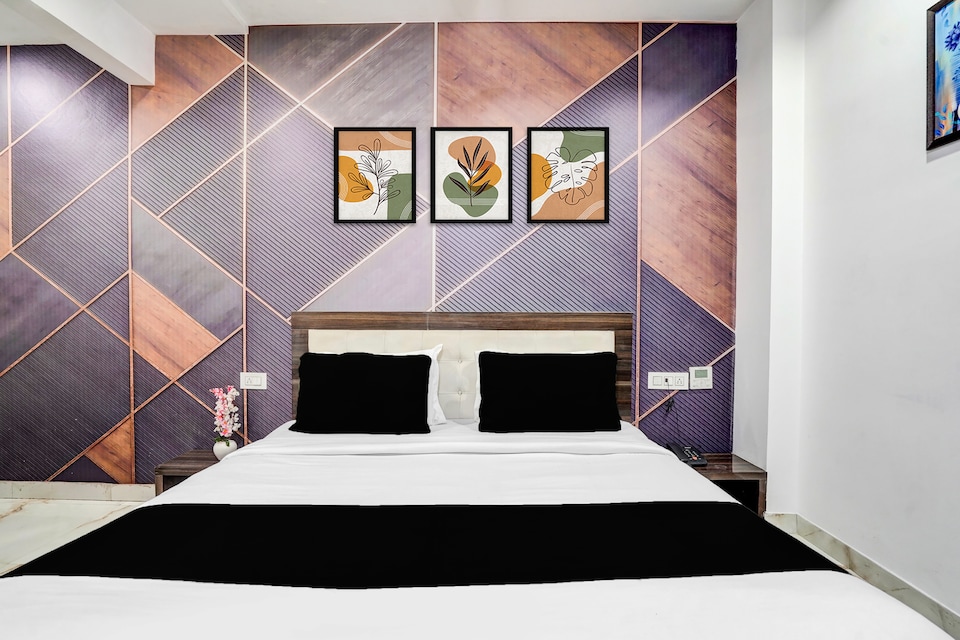 Townhouse by OYO Golden Temple Amritsar Formerly A Star, Golden Temple Road Amritsar, Amritsar