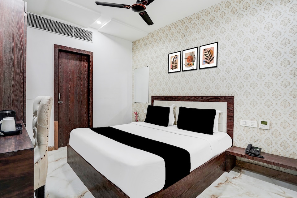 Townhouse Golden Temple Amritsar Formerly A Star, Golden Temple Road Amritsar, Amritsar