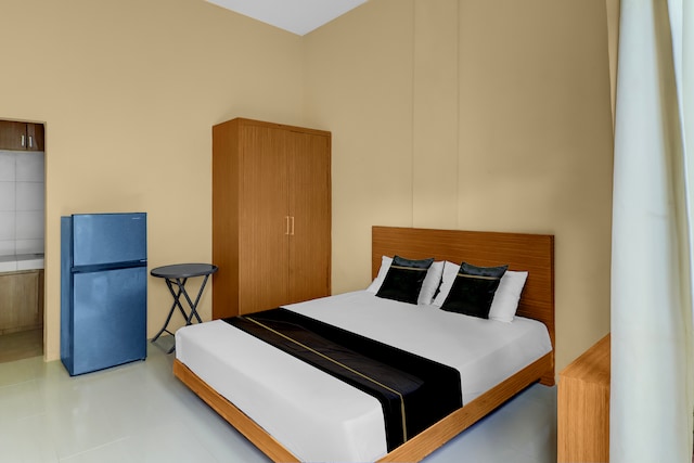 Hotel O near Trans Studio Theme Park formerly Cyloam Residence 