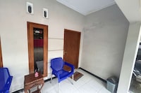 OYO 95050 Penginapan Sekarsari Syariah