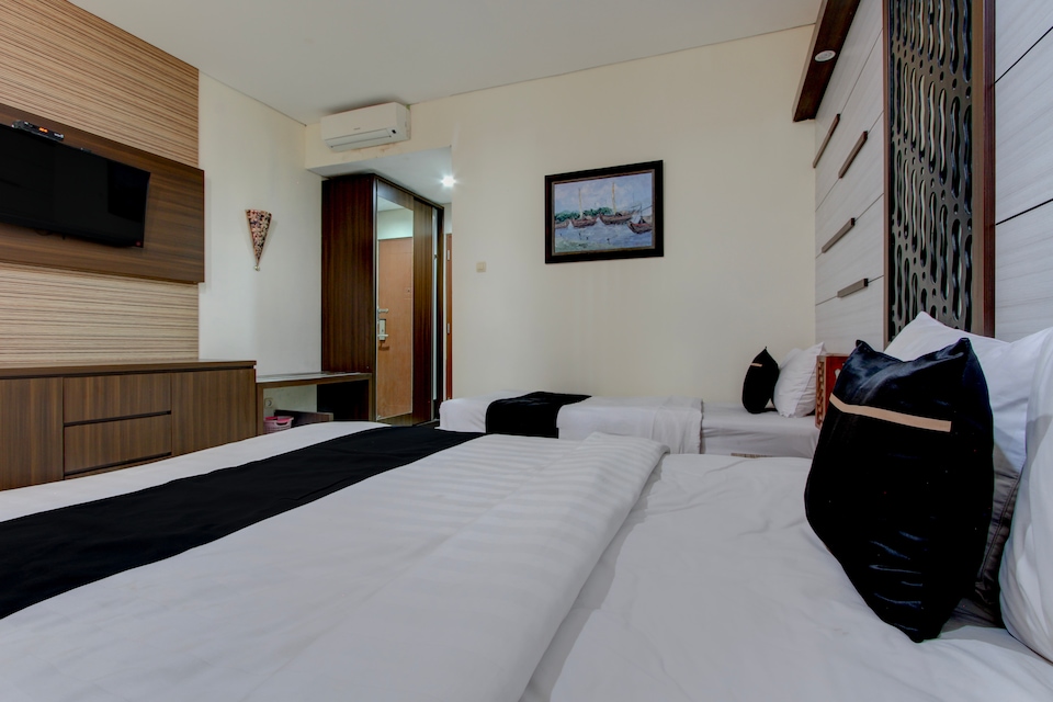 Collection O near Stadion Manahan formerly Graha Laweyan Solo, Solo, Solo