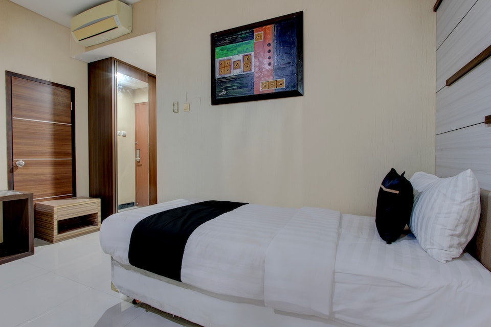 Collection O near Stadion Manahan formerly Graha Laweyan Solo, Solo, Solo