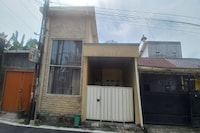OYO 95060 Ahzafani Homestay Syariah