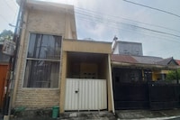 OYO 95060 Ahzafani Homestay Syariah