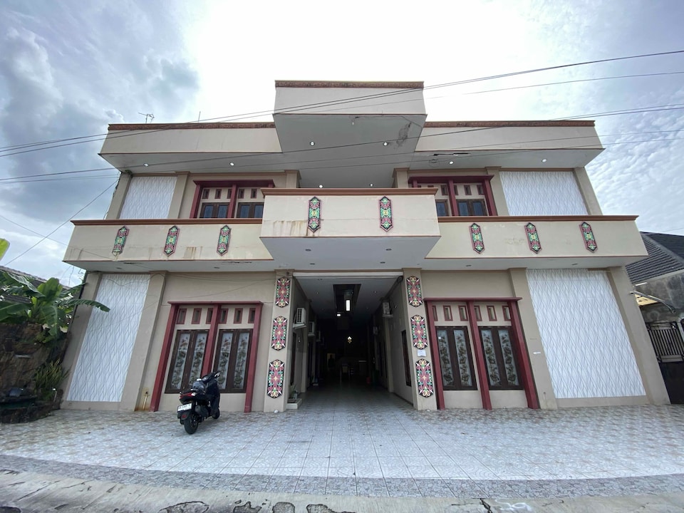 Hotel O near Universitas Palangka Raya formerly Wisma Aries, Palangkaraya, Palangkaraya