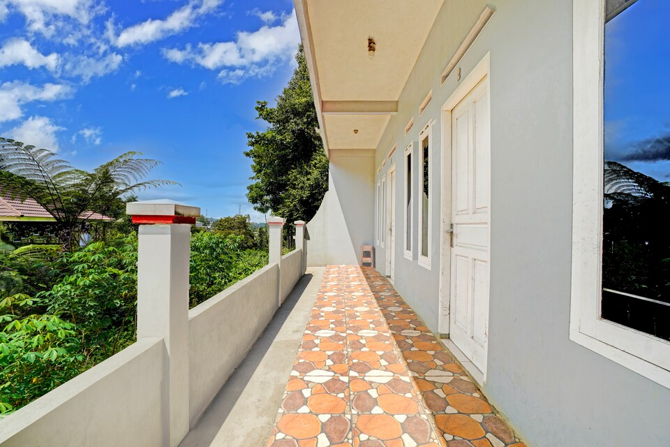 OYO 95065 Villa Ade, Puncak Bogor, Bogor