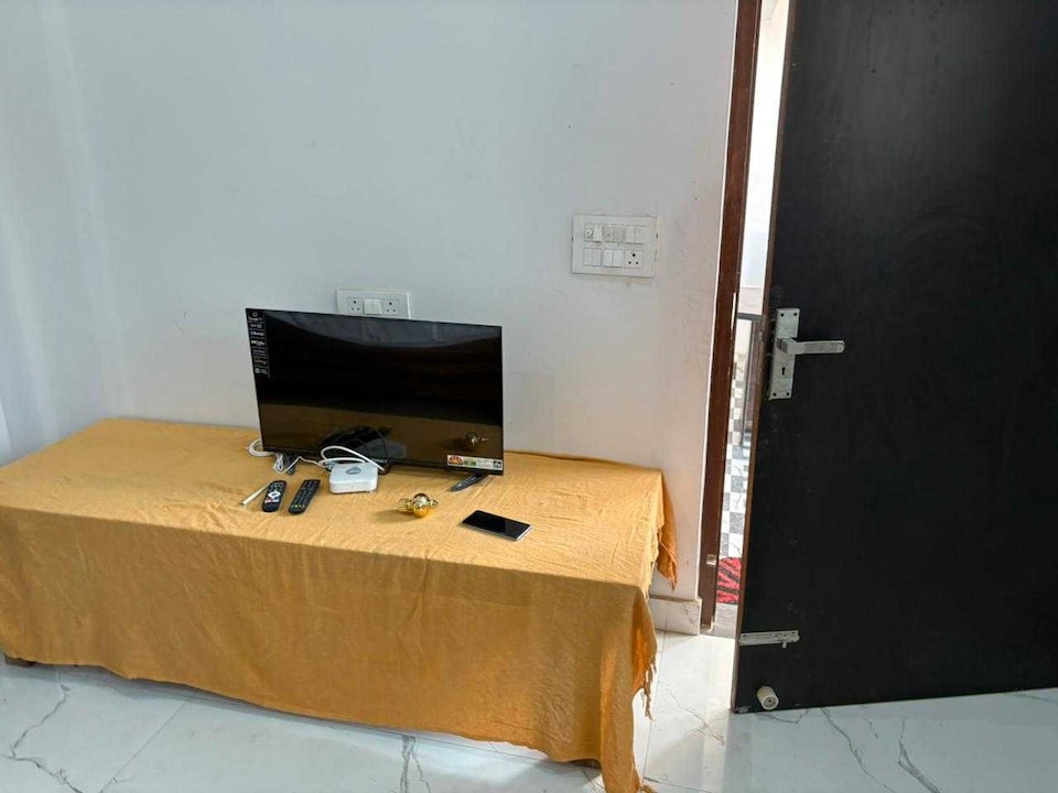 SPOT ON Manas Stay Inn, Vikas Nagar Lucknow, Lucknow