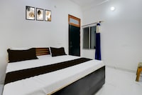 SPOT ON Manas Stay Inn