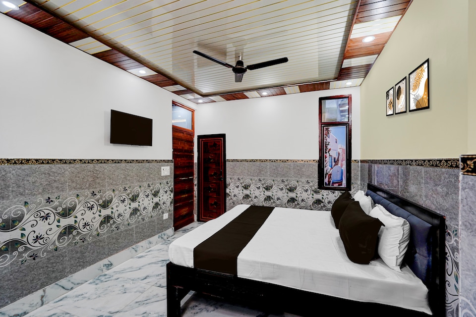 Hotel O ABHINANDAN HOTEL, Indirapuram Ghaziabad, Ghaziabad