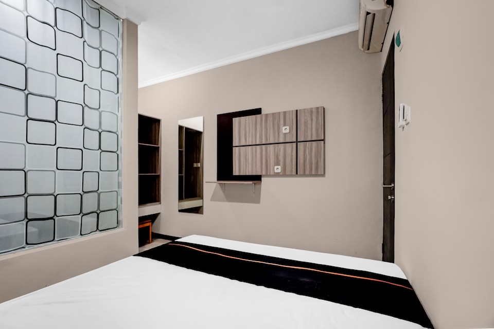 Hotel O near Ciputra World Surabaya formerly Darmo Residence, Surabaya, Surabaya