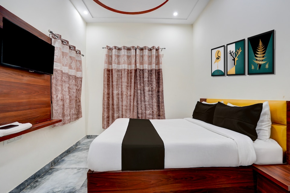 OYO Hotel O PALACE HOME STAY, Shilpgram, Agra