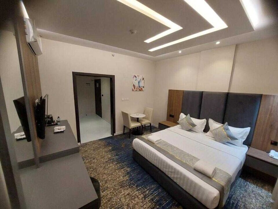 Dancenter Doolv Serviced Apartments, AL Muruj, Tabuk