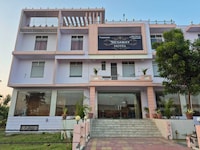 SPOT ON Nexaway Hotel