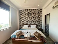 SPOT ON Nexaway Hotel