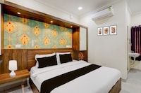 Super Townhouse Koyambedu Metro Station Chennai Formerly SR Residency