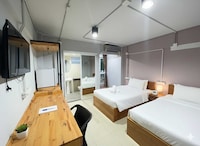 Collection O Mahidol Road