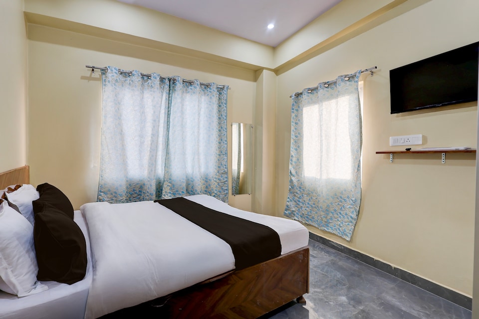 Hotel O The Royal King Hotel , IIT Kanpur, Kanpur