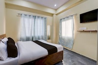 Hotel O The Royal King Hotel 