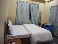 Hotel O The Royal King Hotel 