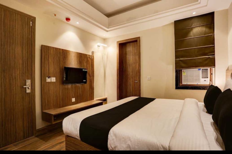 Collection O JK Temple Kanpur Formerly Yatika Inn, Fazal Ganj Kanpur, Kanpur