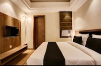 Collection O JK Temple Kanpur Formerly Yatika Inn