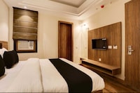 Collection O JK Temple Kanpur Formerly Yatika Inn