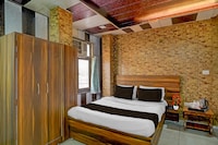 Super Collection O JK Temple Kanpur Formerly Yatika Inn