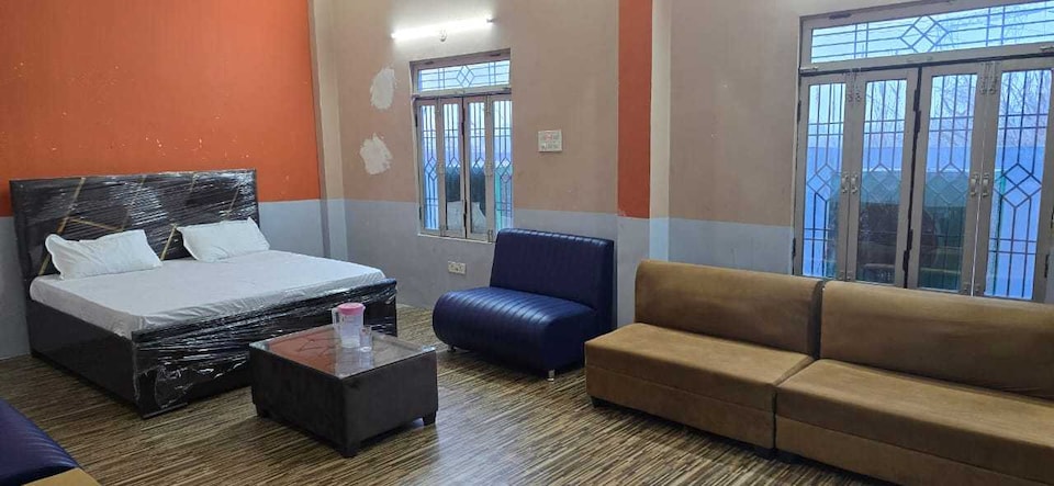 SPOT ON Bhatiya Palace, IIT Kanpur, Kanpur