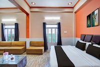 SPOT ON Bhatiya Palace