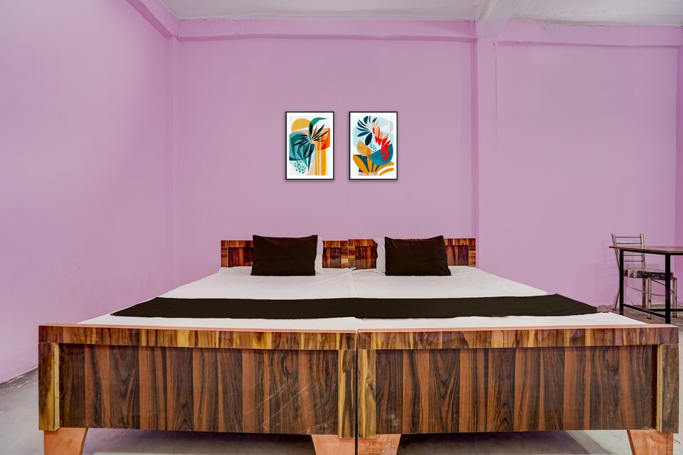 SPOT ON Star Hotel and Restaurant, Mumfordganj Allahabad, Prayagraj