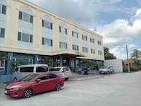 Belvilla Near Clark International Airport formerly Vera Hotel