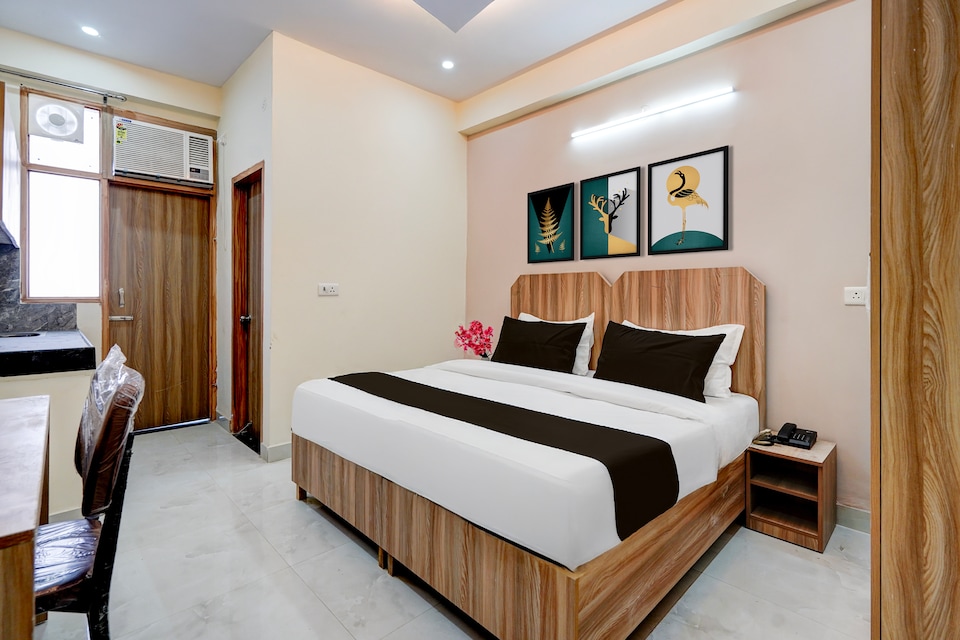 Townhouse Sector 18 Udhyog Vihar , Old Gurgaon, Gurgaon