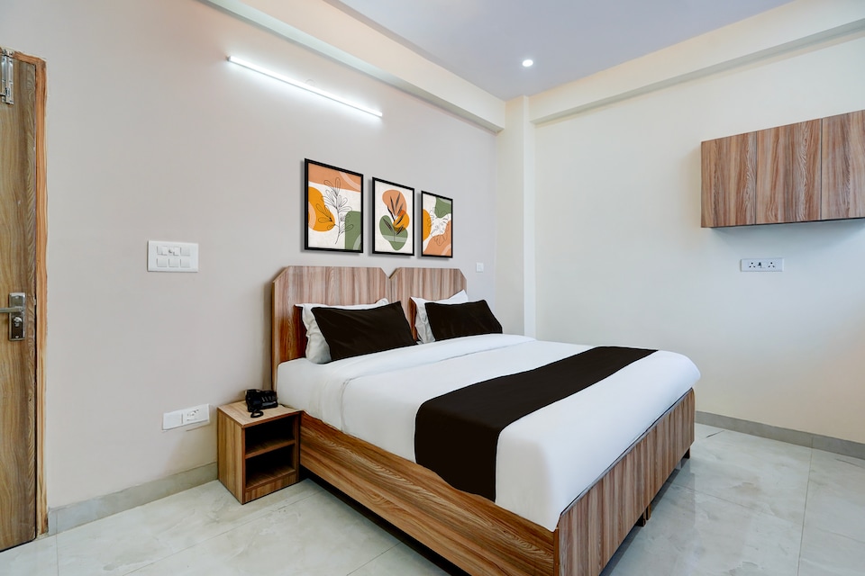 Super Townhouse Sector 18 Udhyog Vihar, Old Gurgaon, Gurgaon