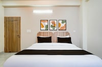 Super Townhouse Sector 18 Udhyog Vihar