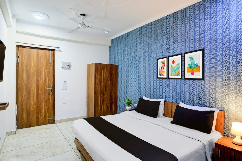 Townhouse Sector 122 Noida Formerly Anvi Inn, Noida City, Noida