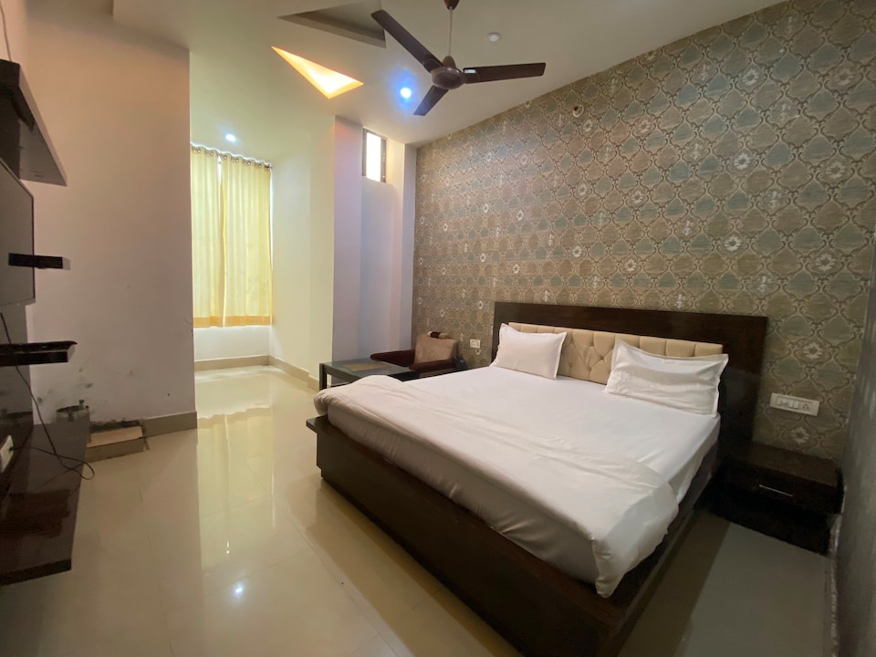 Hotel O Midtown Roadways, Rudrapur, Rudrapur