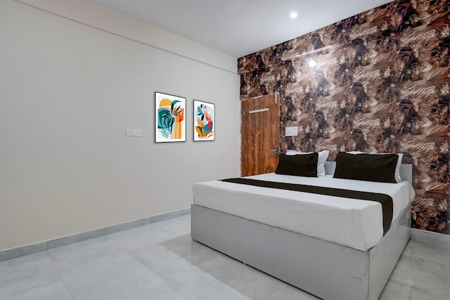 Hotel O V K Guest House