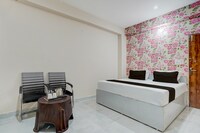 Hotel O V K Guest House