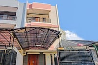 Hotel O J&b Rooms Tomang - 4 hours stay