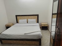 Hotel O Sector 12 Ghaziabad Formerly VIP Inn