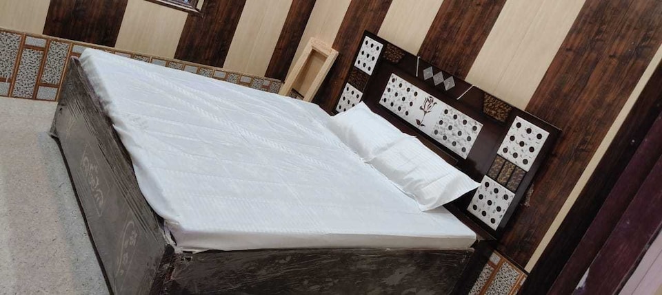 SPOT ON Shive Vartika Hotal, Bajaura, Bajaura