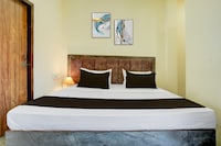 Hotel O S Town Guest House