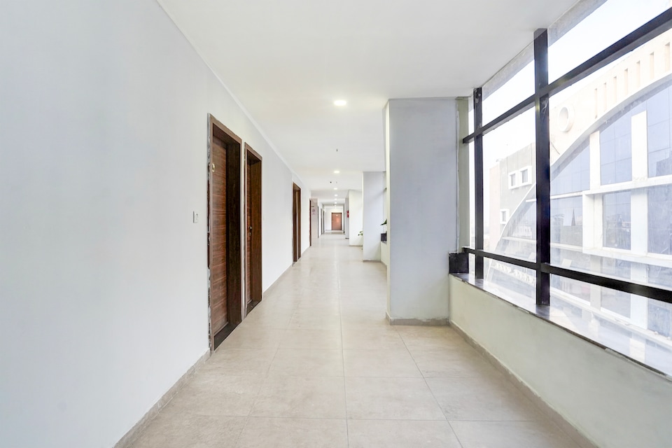 Super Collection O Kalol Junction Formerly Hotel Prime Land, Kalol Gandhinagar, Gandhinagar