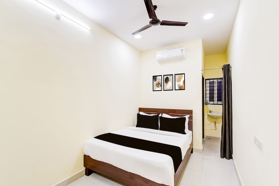 HOTEL O RVS SQUARE, Secunderabad, Hyderabad
